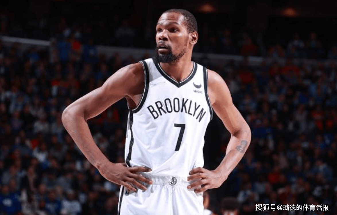 包含NBA季后赛冲刺阶段走向成谜；芝加哥公牛强势反弹；赛场秩序良好；训练强度明显提升的词条-英雄联盟s15