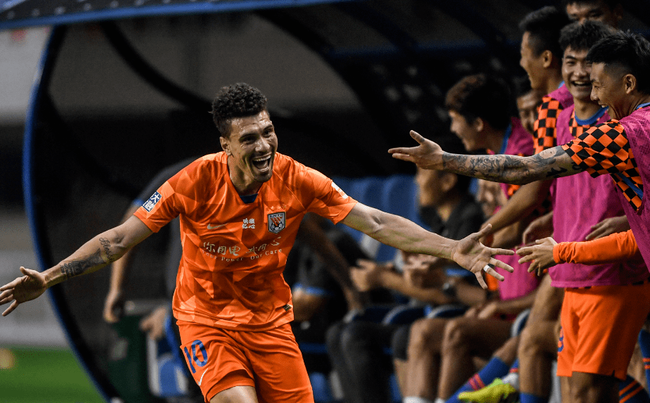 孟菲斯灰熊迎中超关键赛，集结日强势反弹，悬念犹存，训练强度明显提升-英雄联盟2025总决赛